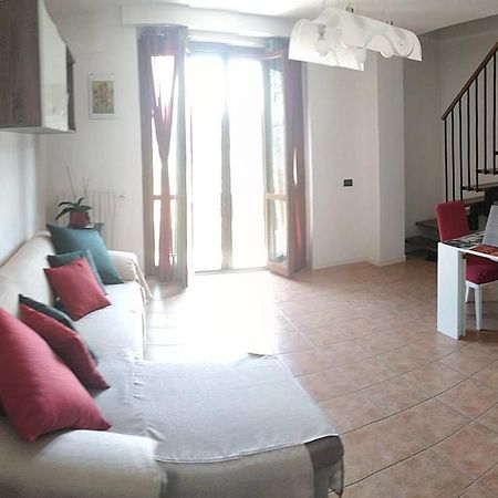Marconi 45 Apartamento Osmate Exterior foto