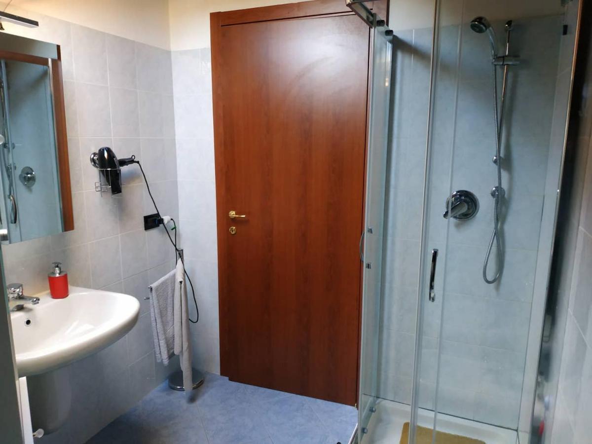Marconi 45 Apartamento Osmate Exterior foto
